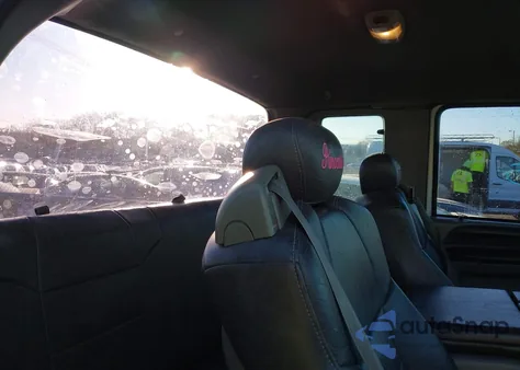 2005 Ford F250Sd from USA, damaged, VIN 1FTSX205XEA85385